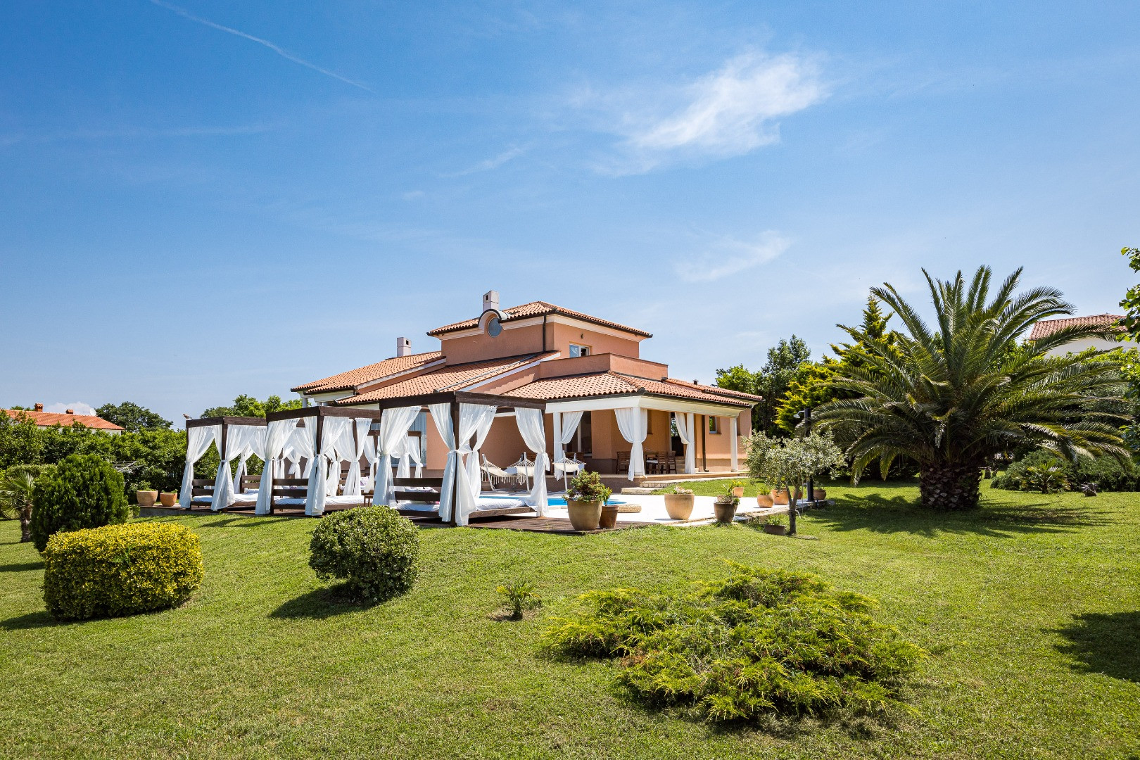 Villa Mirna - modern villa with swimming pool in Medulin, Croatia